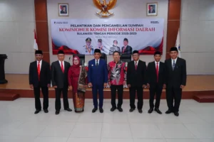IR. ELISA BUNGA ALLO MENGHADIRI MALAM RAMAH TAMAH BERSAMA KOMISIONER KOMISI INFORMASI SULTENG