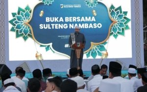 Buka Puasa Bersama Sulteng Nambaso, 10.000 Takjil Gratis Dibagikan di Kantor Gubernur Sulawesi Tengah