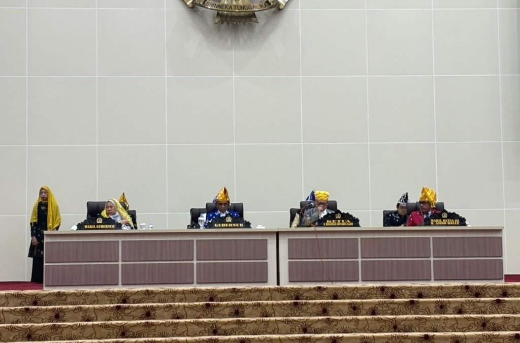 Paripurna HUT ke-62 Sulteng, DPRD Sulteng dan Pemprov Sulteng Perkuat Persatuan Menuju Sulteng Nambaso