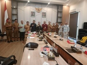 Komisi II DPRD Sulteng Bahas Ranperda Pajak dan Retribusi Daerah Bersama Kemendagri