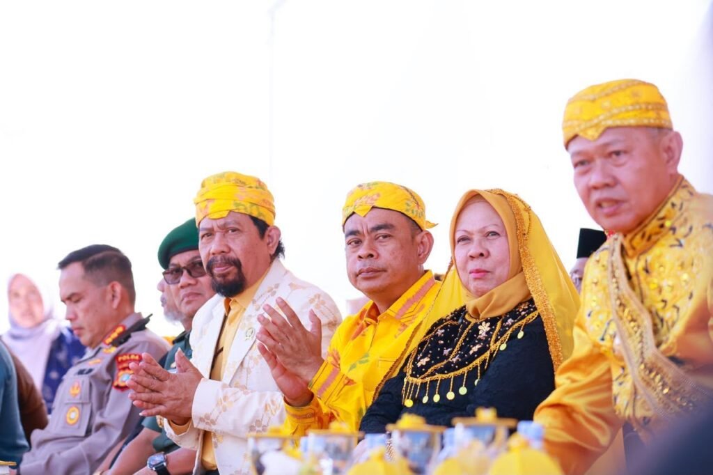 Di Atas Tanah Likuifaksi, Henri Kusuma Muhidin Mengingatkan Sigi untuk Terus Pakaroso