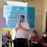 Royke Kaloh Soroti Jembatan Gantung Desa Pandiri yang Mandek