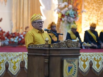 Ketua DPRD Sulteng H. Mohammad Arus Abdul Karim Hadiri Pelantikan pengurus BMA Sulteng, Tegaskan adat sebagai pilar pembangunan daerah.